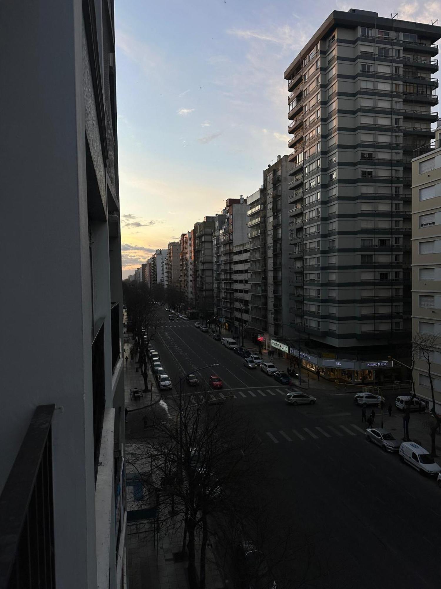 Av Colon 1 Apartment *
